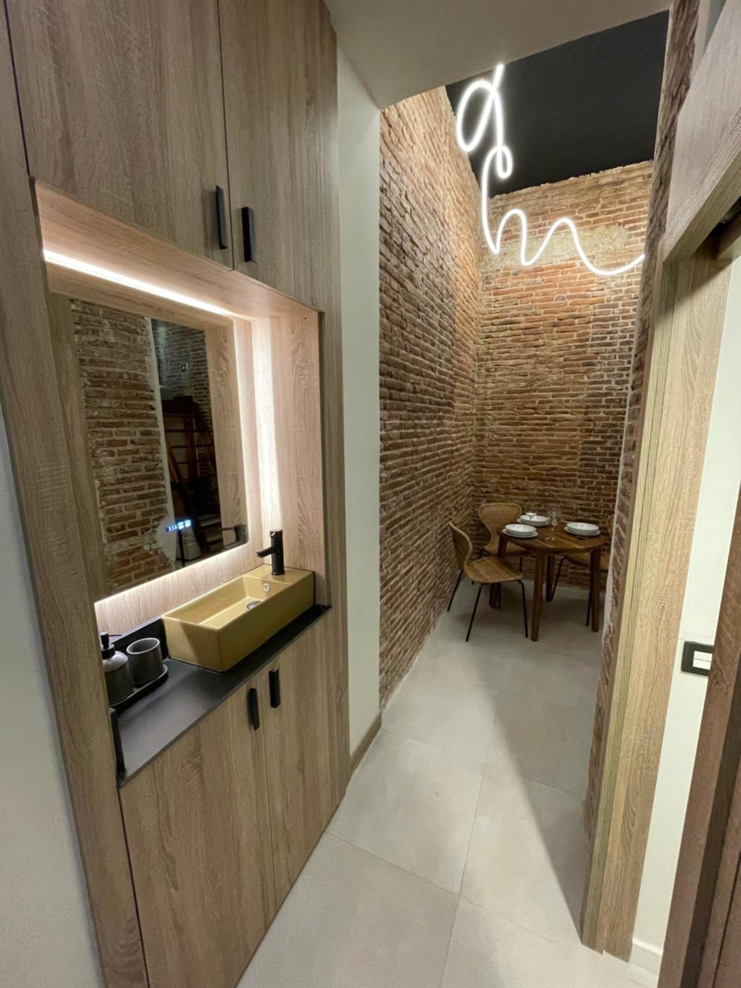 Apartamento Moderno En Edificio Historico 마드리드 외부 사진